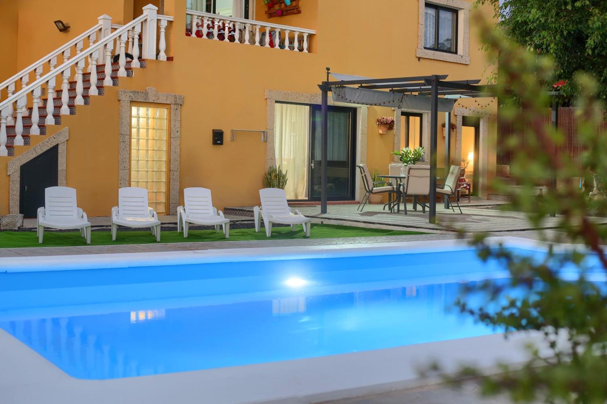 Apartament Private Heated Pool *