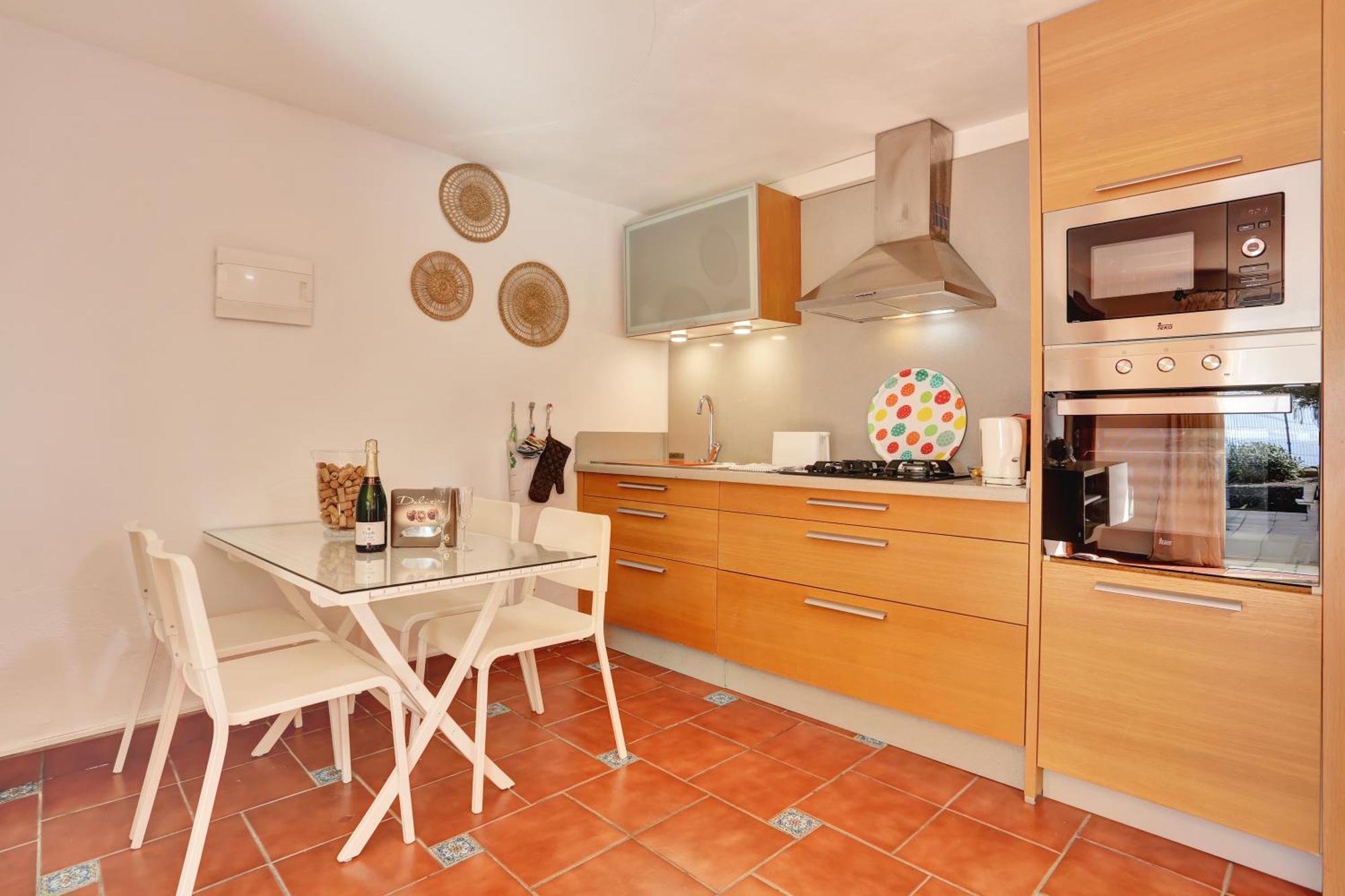 Private Heated Pool Apartament